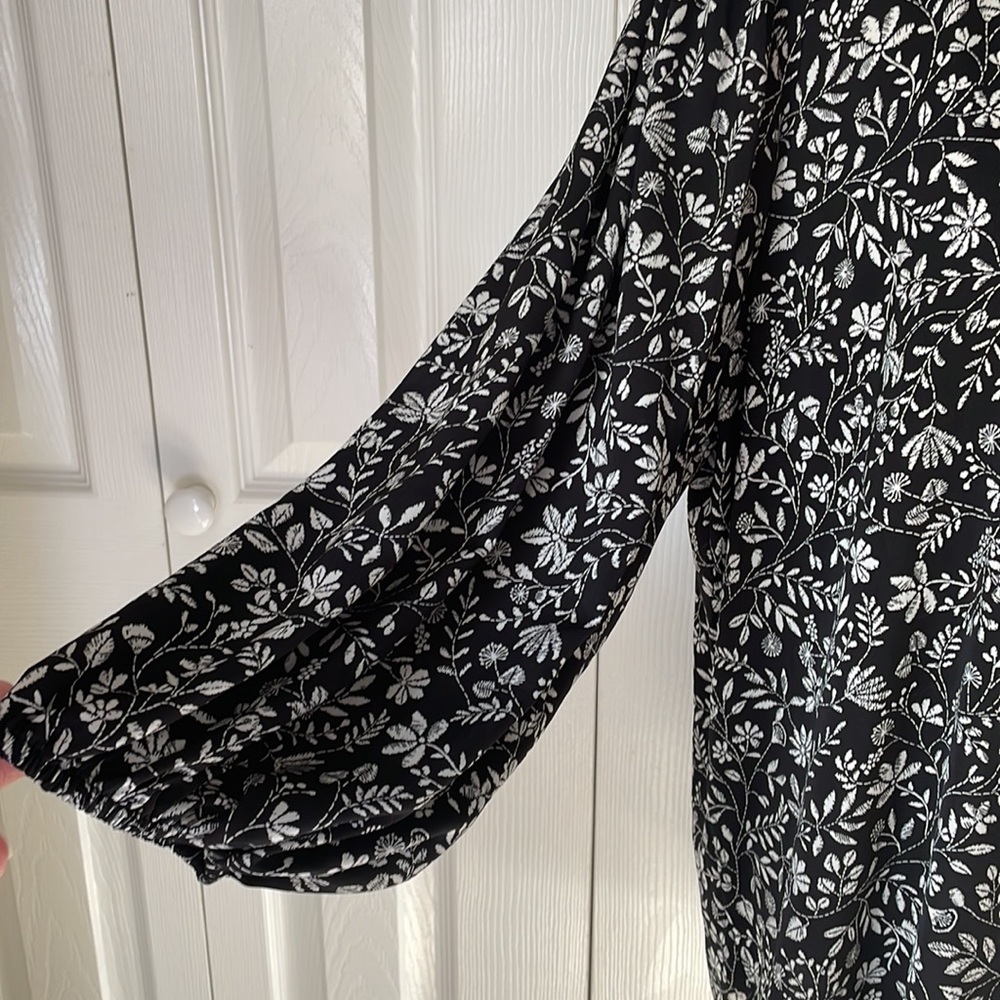 Blouse - Picture 4 of 9
